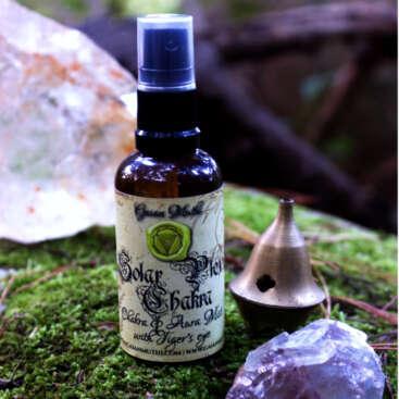 Solar Plexus Chakra and Lower Mental Body Aura Mist